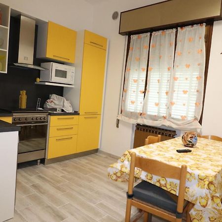 Am Liv' Apartment Bologna Bagian luar foto