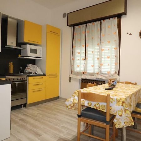 Am Liv' Apartment Bologna Bagian luar foto
