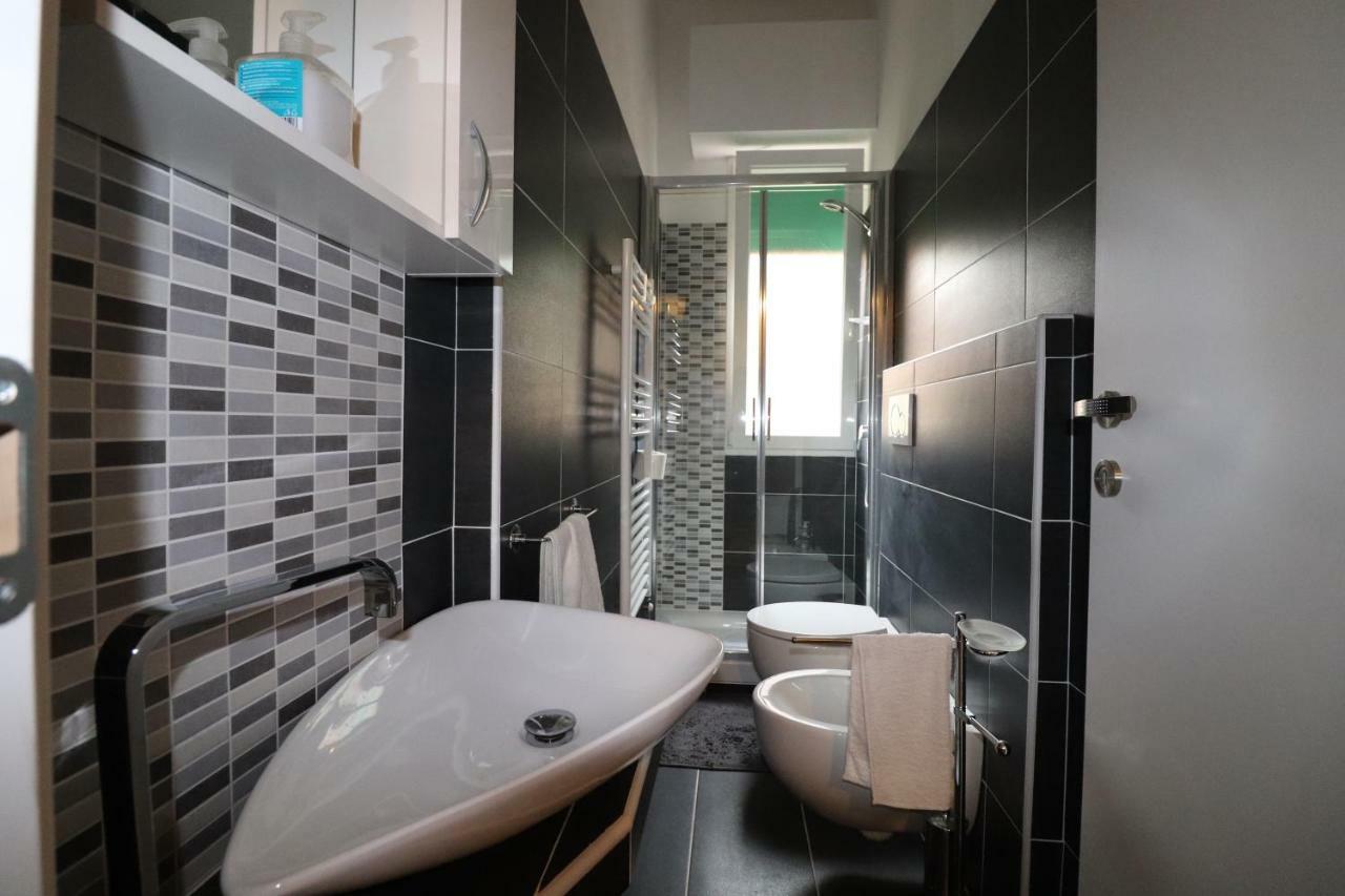 Am Liv' Apartment Bologna Bagian luar foto